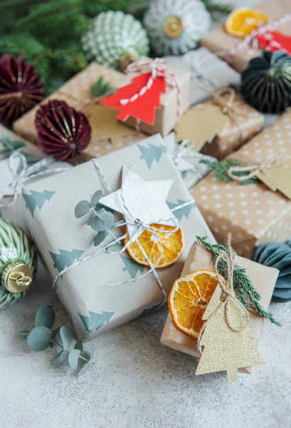 Christmas Decorative Homemade Gift Boxes Wrapped Brown Kraft Paper Gray — Stock Photo, Image