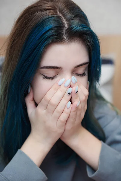 Teenage Girl Blue Hair Sad Depressed Adolescent Depression Headache — Stock Photo, Image