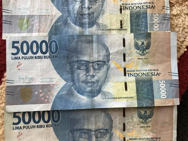 Rupia Indonesiana Sfondo Serie Banconote Rupie Indonesiane Del Valore Cinquantamila — Foto Stock