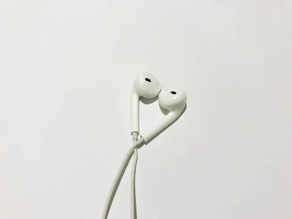 Auriculares Blancos Aislados Sobre Fondo Blanco Con Espacio Copia Fondo — Foto de Stock