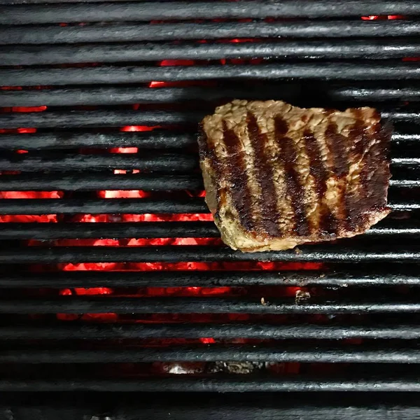 Grilování Steaku Grilu Horní Pohled — Stock fotografie