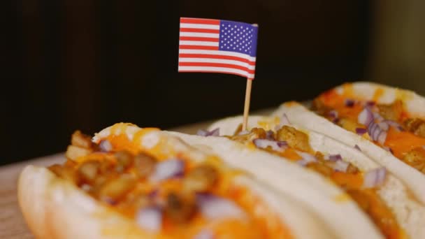 Irresistible queso chile Hot Dogs. Vídeo 4k — Vídeos de Stock