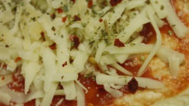 Evde New York usulü pizza yapmak