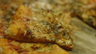 Evde New York usulü pizza yapmak
