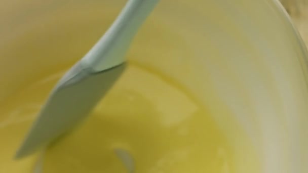 Mix a tablespoon of melted butter. Macro — Stock Video