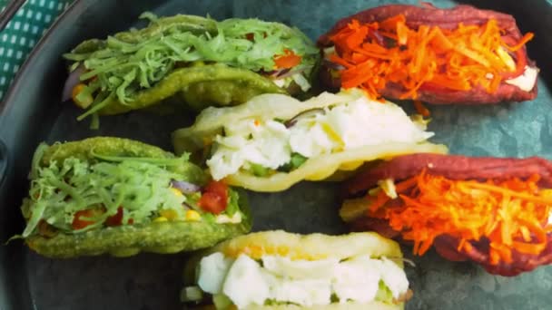 멕시코 Tacos 위에서 멕시코 모양을 이루고 — 비디오