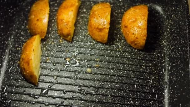 Pommes Terre Grillées Qui Fondent Dans Votre Bouche Faire Frire — Video