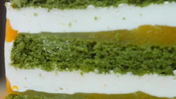 Torta Spinelli Verde Con Foglie Cioccolato Verde Macro Slider Tiro — Video Stock