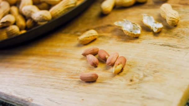 Moldura Cheia Amendoins Descascados Macro Deslizante Tiro — Vídeo de Stock