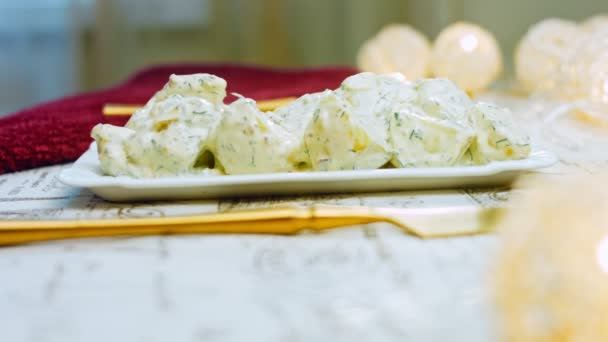 Tender Potato Salad Mastard Mayonnaise Red Onion Dill Wath Recipe — Stock Video