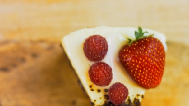 Slice Strawberry Raspberry Cake Slices Pressed Chocolate Macro Slider Shooting — Stock Video