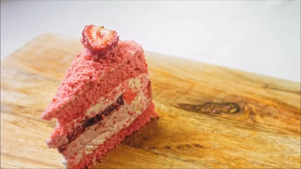 Flamingo Cake Met Aardbeien Macro Slider Schieten — Stockfoto