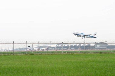 Bangkok Tayland. 06 numaralı Bangkok havayolları Suvarnabhumi havaalanından kalkıyor..