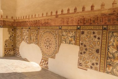 San Isidoro Manastırı, iki Gotik kilise ve iki Mudejar tarzı manastır (Santiponce,