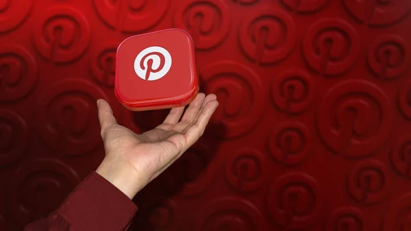 Emblema Quadrado Pinterest Caindo Uma Mão Masculina Fundo Vermelho Escuro — Fotografia de Stock
