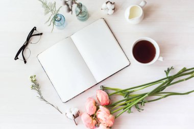 Senin sanat görüntülemek için şık marka mockup.