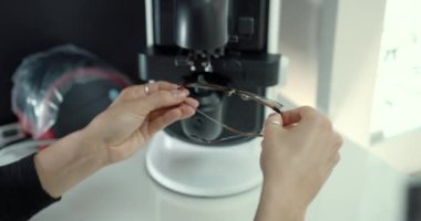 Aygıtta bireysel gözlük yapma süreci