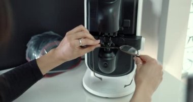 Aygıtta bireysel gözlük yapma süreci