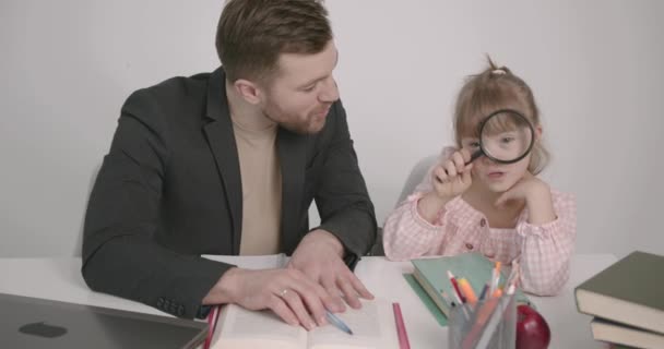 Girl Syndrome Reading Her Teacher Care Special Needs People Teaching — Stock Video