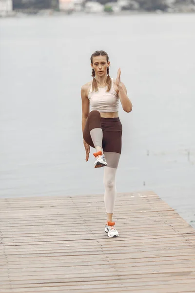 Sports Girl Water Woman Summer Park Lady Sportswear — Fotografia de Stock