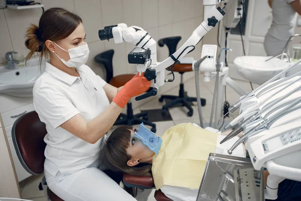 Woman Dentists Office Doctor Conducts Examination Girl Treats Her Teeth —  Fotos de Stock