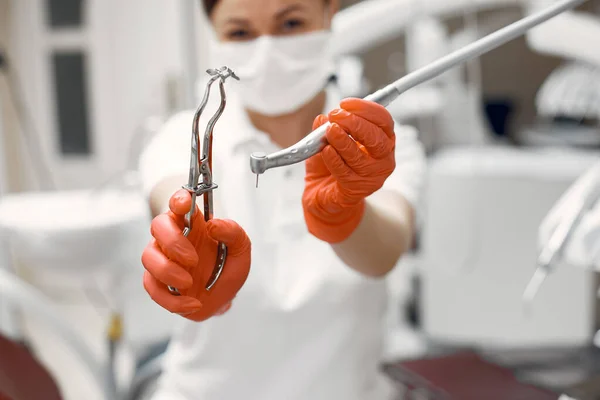 Dentist Preparing Reception Doctor His Equipment Woman Looking Camera —  Fotos de Stock