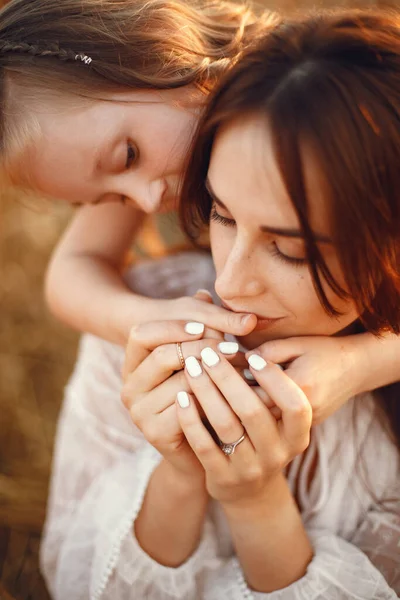 Family Summer Field Sensual Photo Cute Little Girl Woman White — Stock Photo, Image