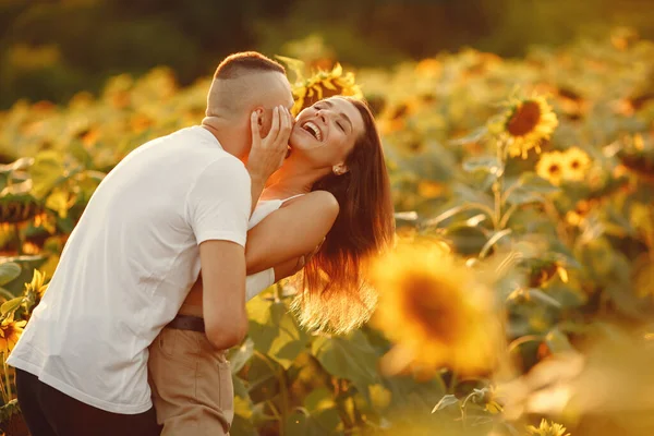 Young Loving Couple Kissing Sunflower Field Portrait Couple Posing Summer — стоковое фото