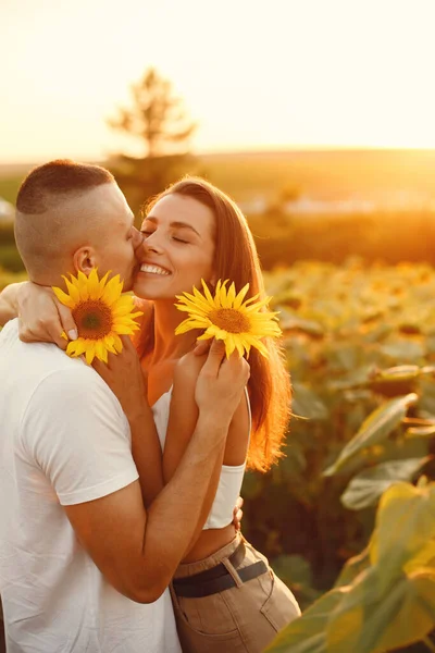 Young Loving Couple Kissing Sunflower Field Portrait Couple Posing Summer — стоковое фото