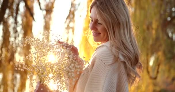 Happy Blonde Girl Holding Bouquet White Flowers Her Hands She – Stock-video