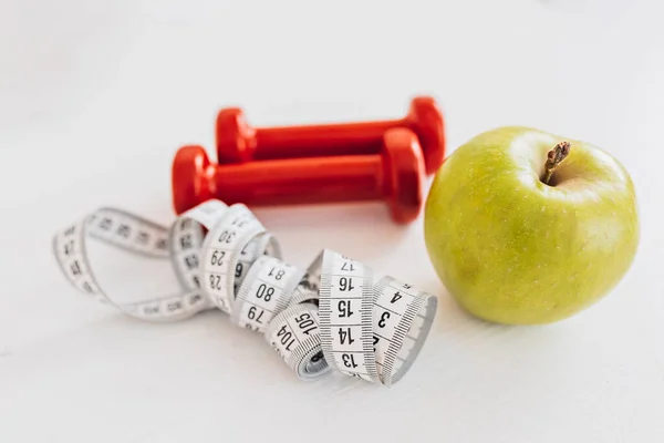 Green Apple Centimeter Red Dumbbells Health Care Diet Sport Concept — Stock Photo, Image
