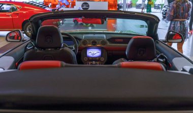 Ford Mustang tarikat arabası nesiller boyu inanılmaz bir izlenim bıraktı.