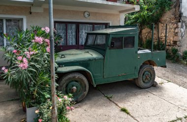 bir önceki yüzyıldan bir araba