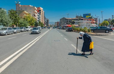 Yolun uygunsuz geçişi kaza ve sakatlıkla sonuçlanabilir.