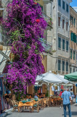 Yunanistan 'da Korfu adasında ziyaret etmeye değer yerler var.