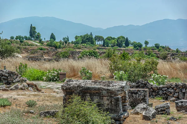 Hiyerapolis 'teki gladyatörlerin harabeleri, hindi