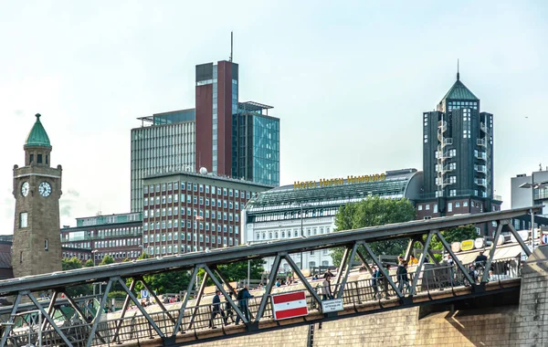 Infraestructura Moderna Funcional Que Rodea Puerto Hamburgo —  Fotos de Stock