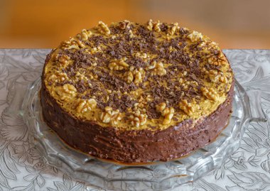 Çikolata ve İtalyan fındıklı lezzetli fıstık keki.