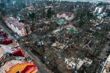 burnt houses in Irpen