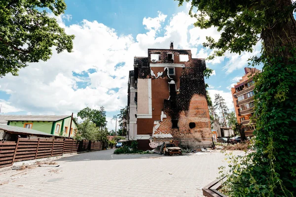 Сожженный Дом После Бомбардировки Ирпина Войны Русскими — стоковое фото
