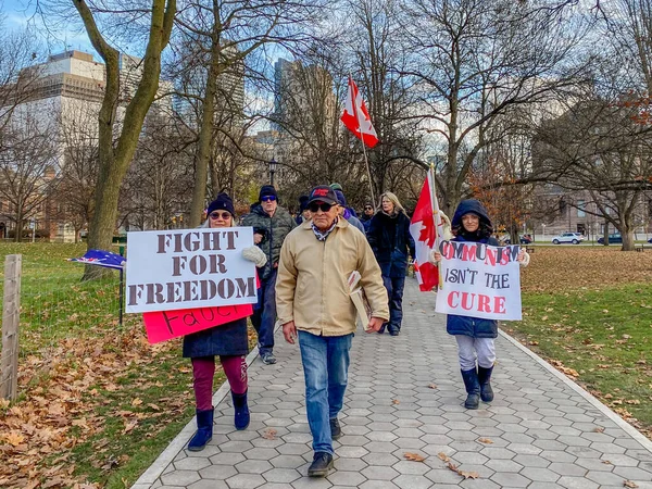 Toronto Kanada Aralik 2021 Covid Vaccine Protesi Queen Park Dışında — Stok fotoğraf