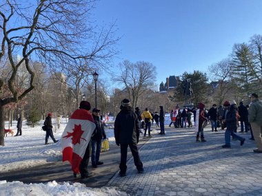 6 Şubat 2022 Toronto Anti-Vax Queens Park 'ta protesto
