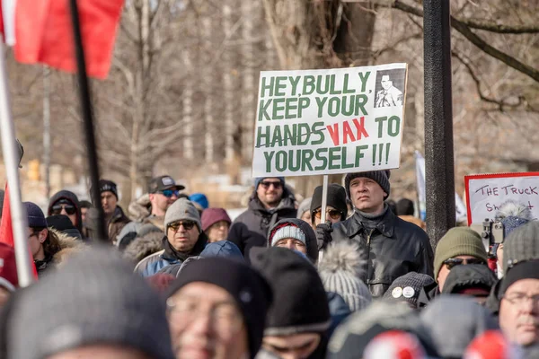 Feb 2022 Toronto Vax Protest Queens Park Trucker Convoy Protesters — Stock Photo, Image