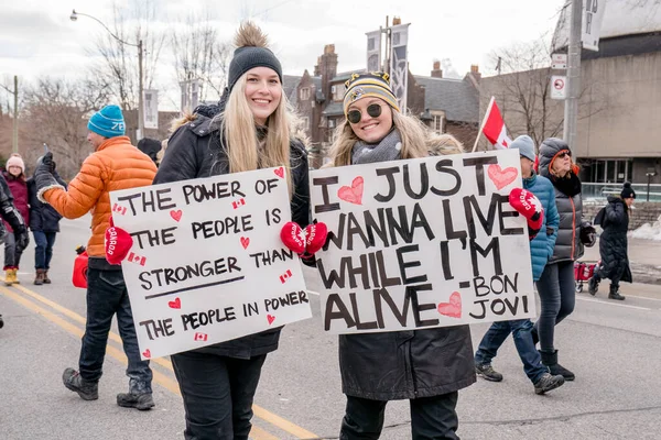 Feb 2022 Toronto Vax Protest Queens Park Trucker Convoy Protesters — Stock Photo, Image