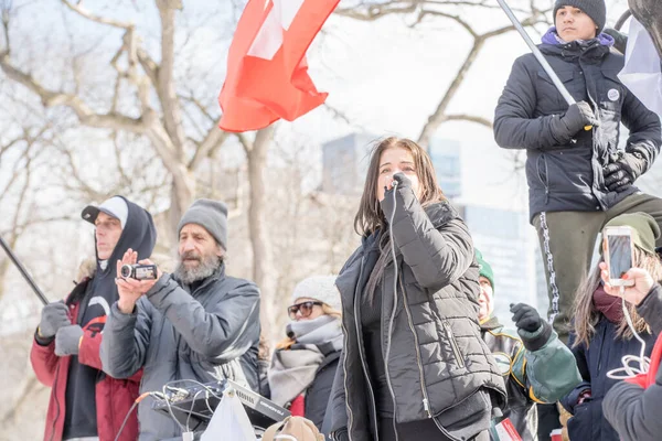 Feb 2022 Toronto Vax Protest Queens Park Trucker Convoy Protesters — Stock Photo, Image