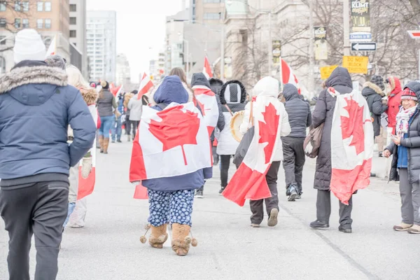 Февраля 2022 Года Протест Торонто Против Вакса Куинс Парке Протестующие — стоковое фото