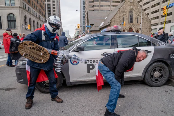 Şubat 2022 Toronto Vax Protestosu Queens Park Kamyon Konvoyu Protestocuları — Stok fotoğraf