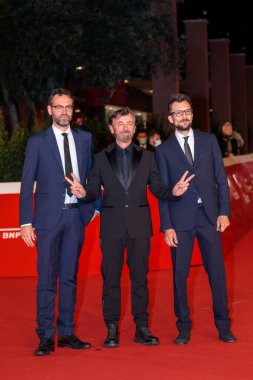 ROME, ITALY - 16 Ekim 2021 'de Roma Film Festivali sırasında Benny Benassi, Benny Benassi ve Cesare Della Salda 