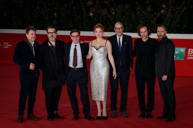 ROME, ITALY: 16 Ekim: Guy Heeley, yönetmen Joe Wright, Antonio Monda, Haley Bennett, Eric Fellner, Bryce Dessner ve Massimo Cantini Parrini, 16..