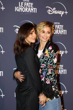 ROME, ITALY - 08 Nisan 2022 'de Ambra Angiolini ve Anna Ferzetti, St. Regis Grandhotel' deki 